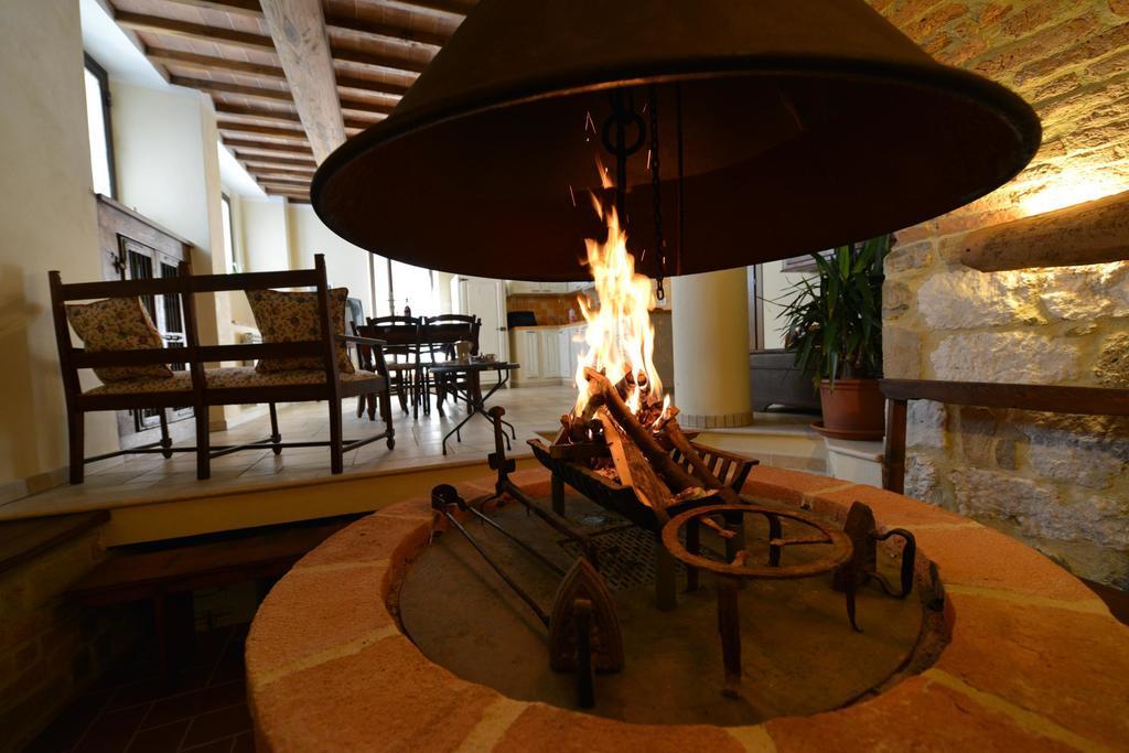 Casa Cristina Apartment Radicondoli ห้อง รูปภาพ
