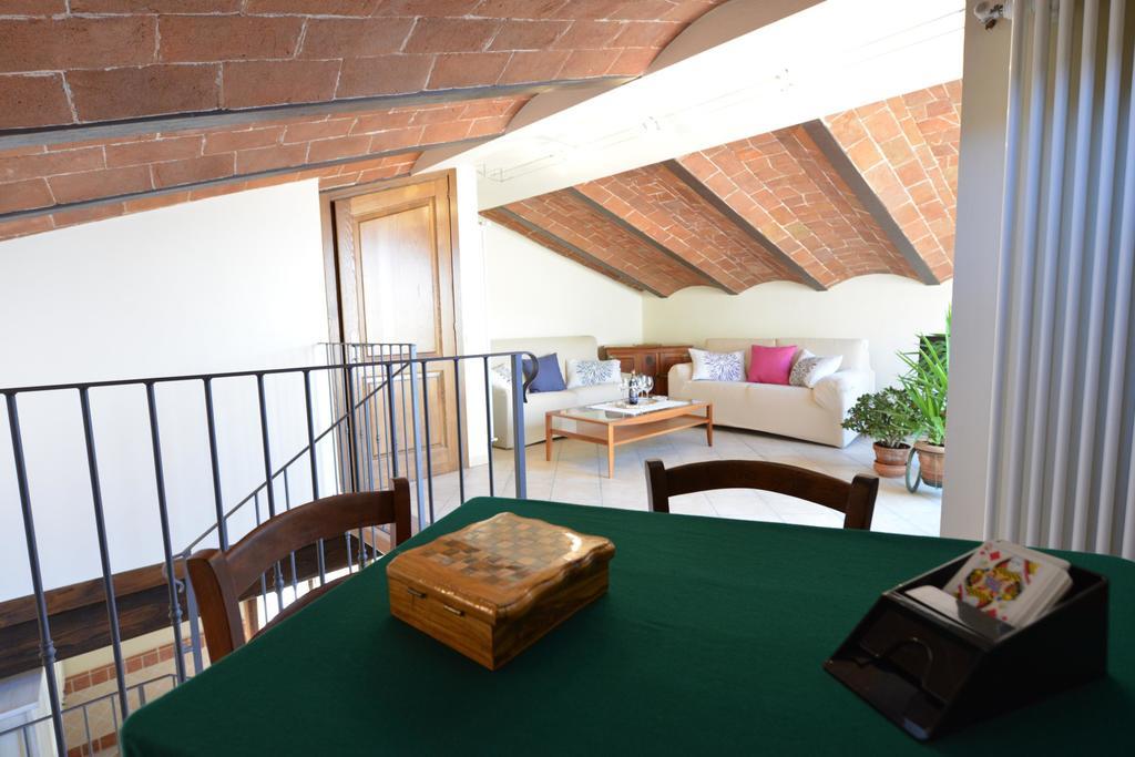Casa Cristina Apartment Radicondoli ห้อง รูปภาพ