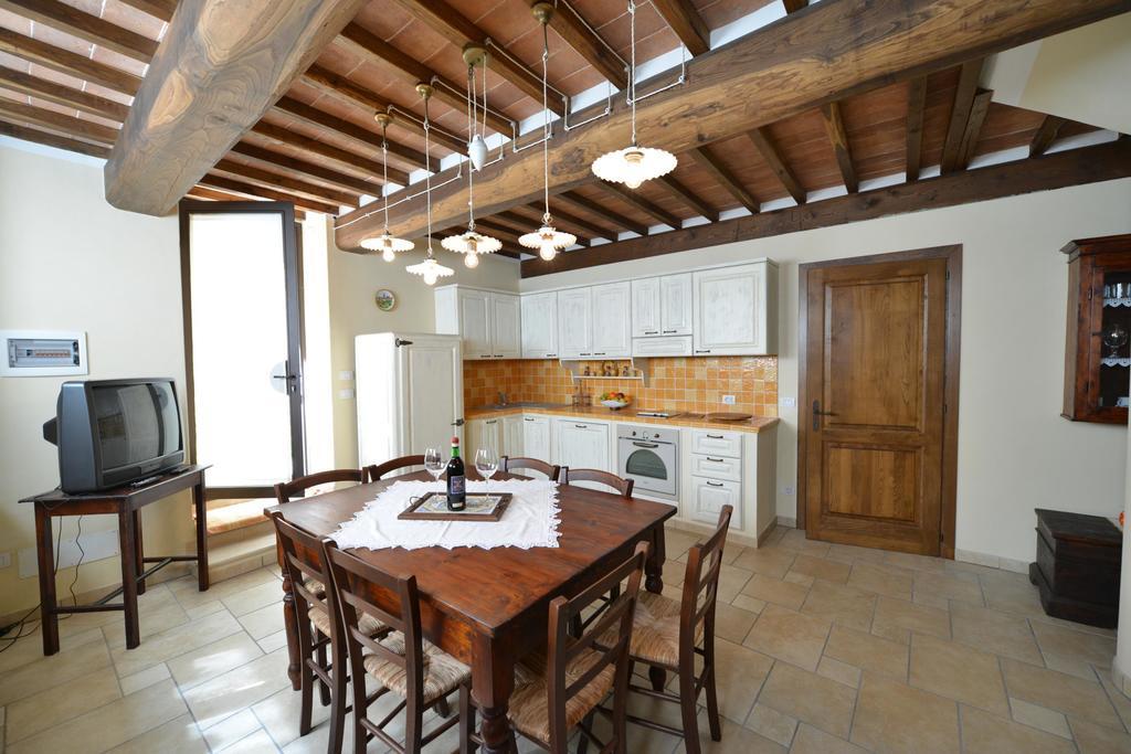 Casa Cristina Apartment Radicondoli ห้อง รูปภาพ
